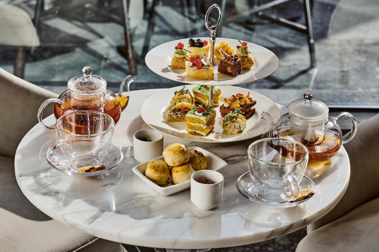 Crowne Plaza - West Cairo Arkan By Ihg 6th of October City Esterno foto Afternoon tea at the InterContinental London Park Lane