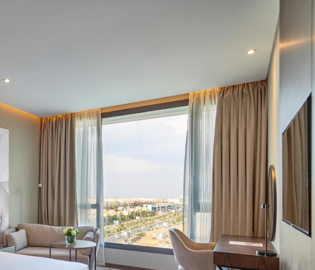 Crowne Plaza - West Cairo Arkan By Ihg 6th of October City Esterno foto A room at the hotel