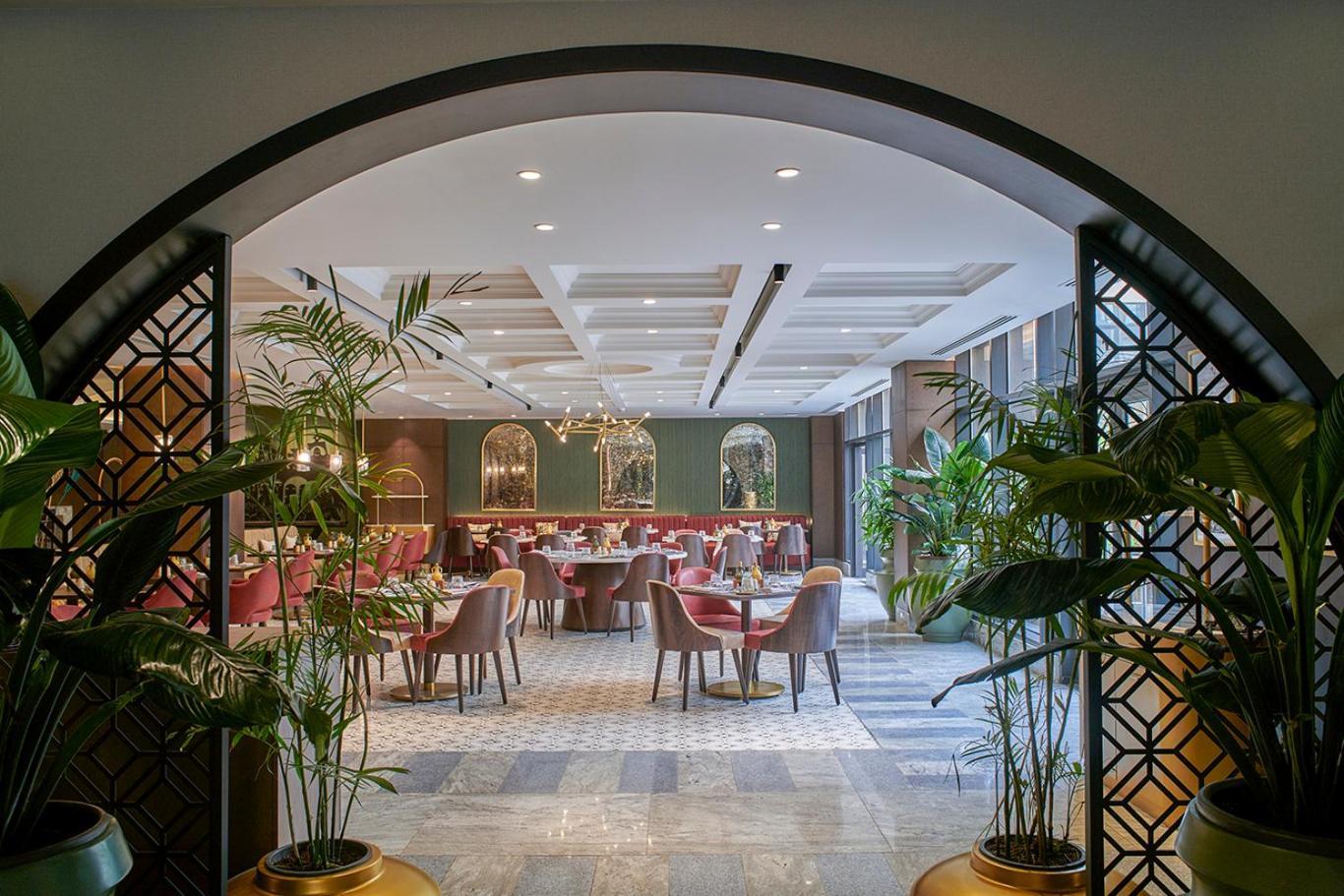 Crowne Plaza - West Cairo Arkan By Ihg 6th of October City Esterno foto The restaurant